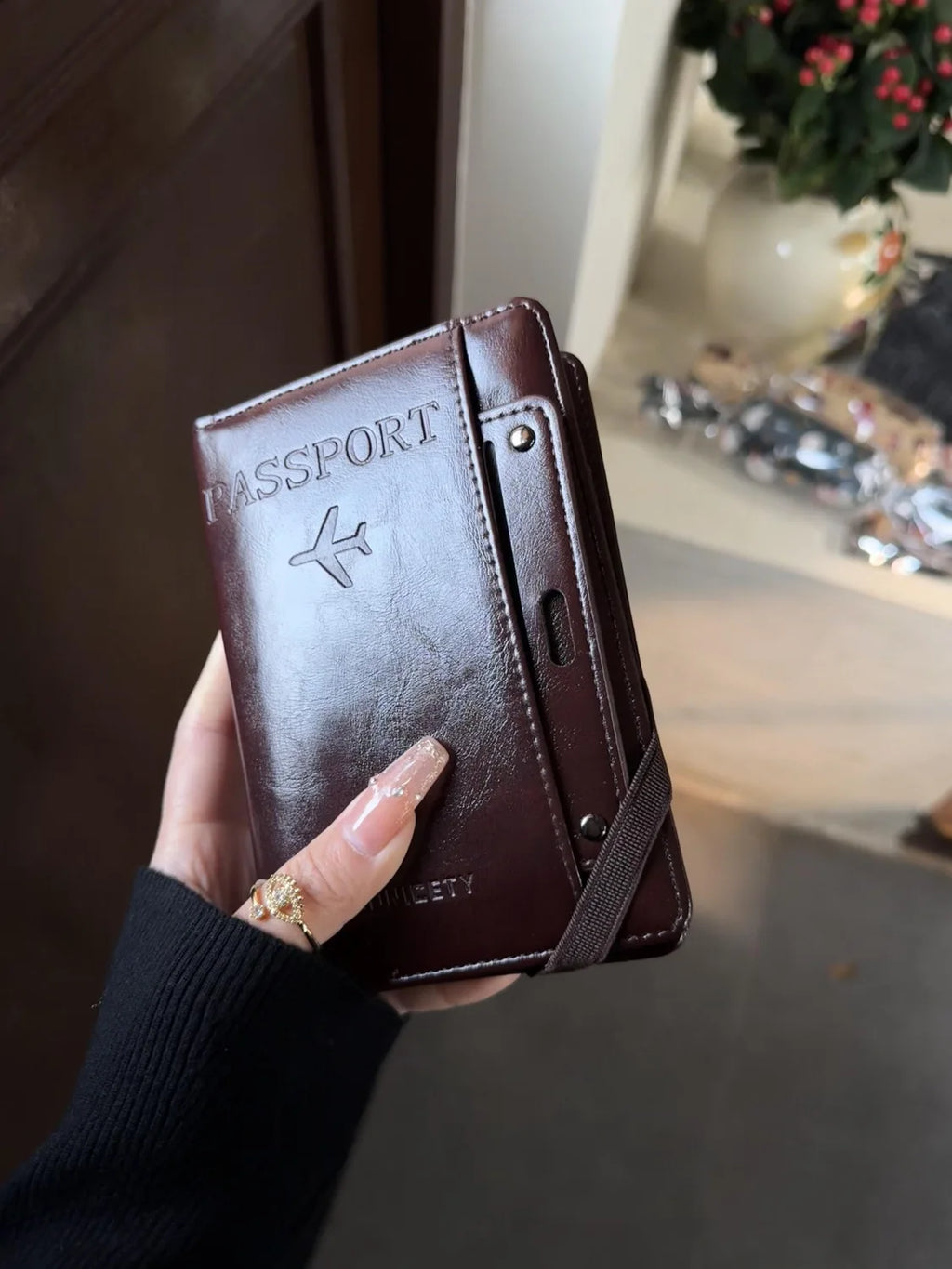 Leather Passport Cover & Travel Document Organiser – Card & Ticket Holder