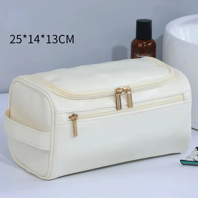 Hanging Water-Resistant Travel Wash Bag
